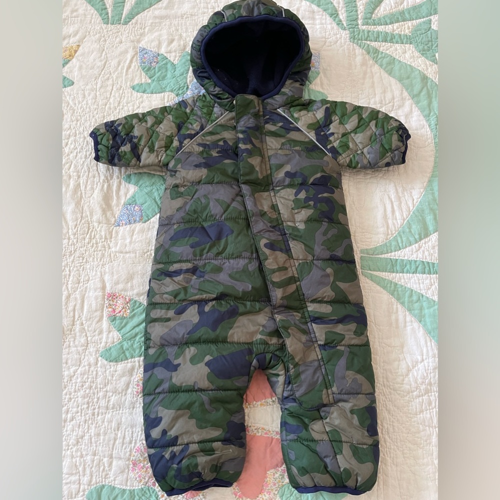 Hanna Andersson camo baby hooded bunting